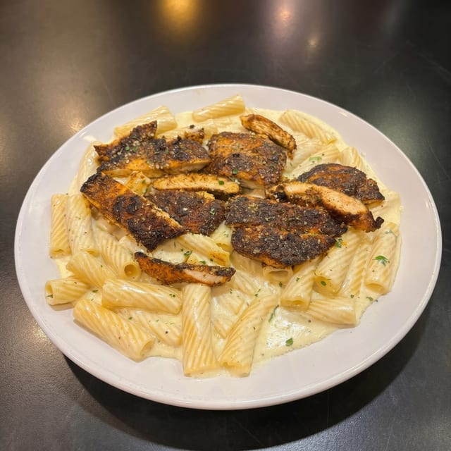 Chicken Alfredo Pasta.